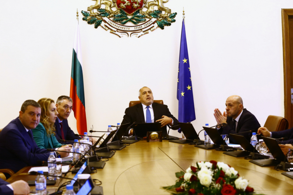 Борисов събира министрите на извънредно заседание