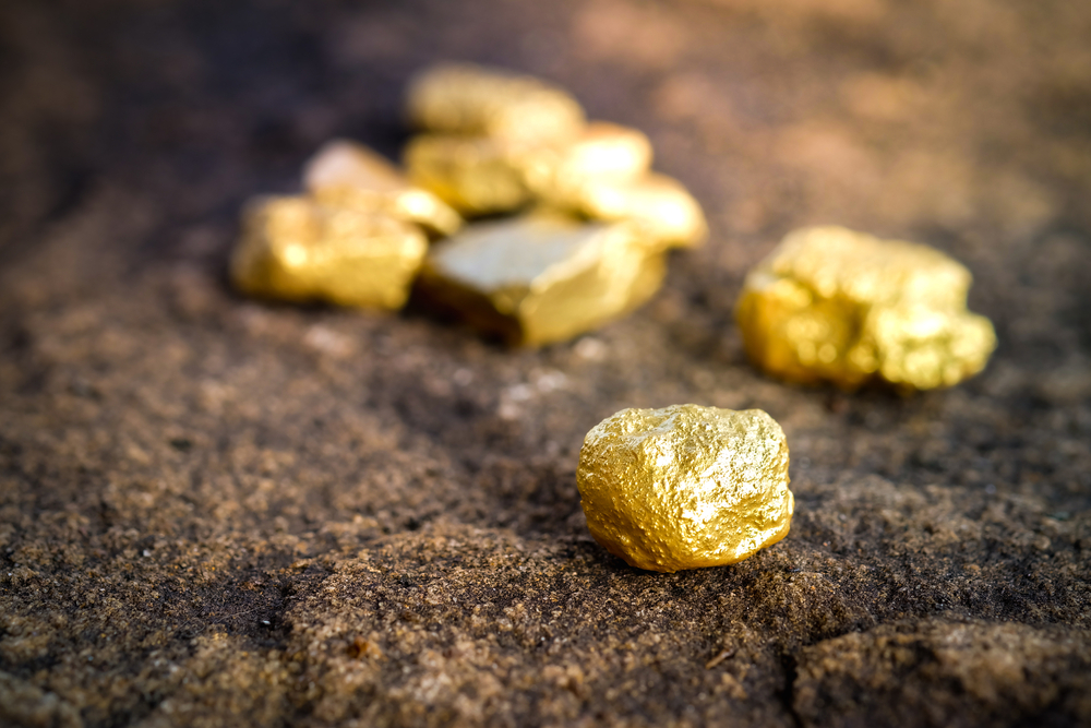 Японци намериха злато за 720 млн. долара на 180 км от София