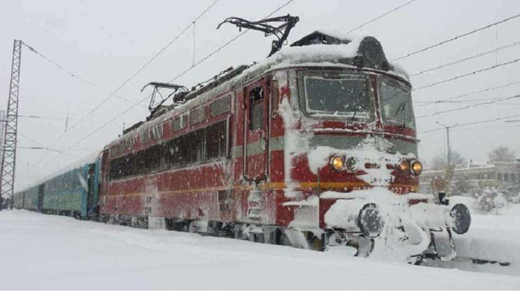 Кошмар с пътнически влак край Кърджали 
