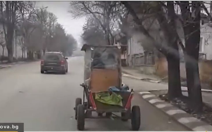 Невиждано превозно средство шашардиса всички по родните пътища СНИМКИ