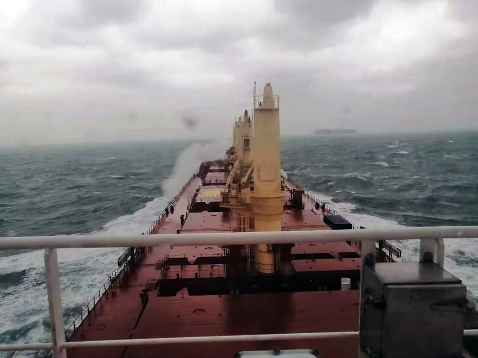 БМФ спусна на вода трети 45 500-тонен моторен кораб 