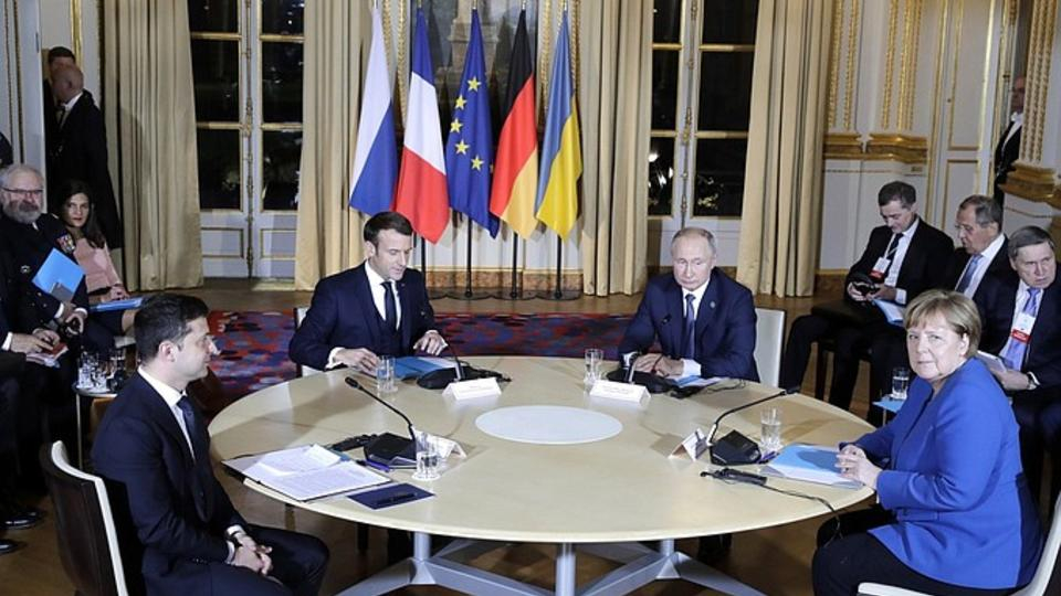 Горещи новини за преговорите на "Нормандската четворка" в Париж