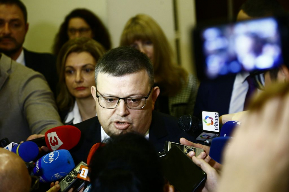 Цацаров подава оставка още днес  и обяви кога Гешев ще встъпи в длъжност главен прокурор 