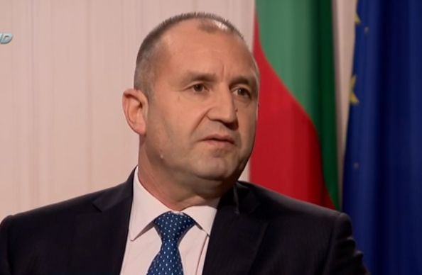 Радев коментира американския пратеник по корупцията и руския газ