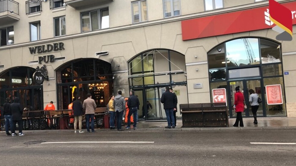 Взривът в Подгорица изпочупил част от българското посолство