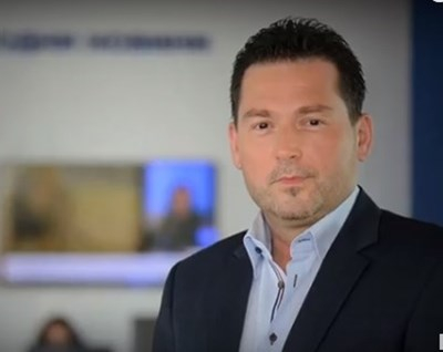 Румен Бахов шокира зрителите на Нова с... еректирал пенис 
