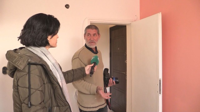 Нападнаха журналист в дома му в Бургас
