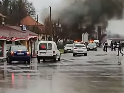 Страшен ад на бензиностанция в Сърбия ВИДЕО 