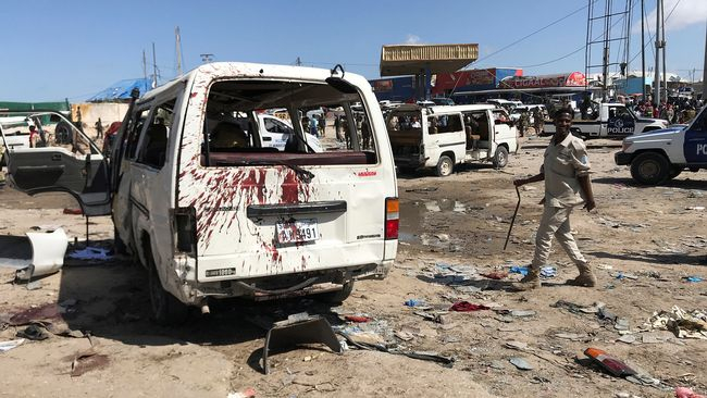Кървав ужас след взрив: Труповете в тази страна вече са 90