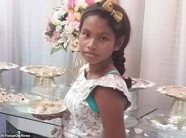 13-годишна умря в страшни мъки, докато ражда дете от баща си СНИМКИ