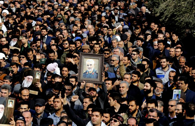 На погребението на Сюлеймани ехтят закани за мъст, ето как отговори Америка ВИДЕО