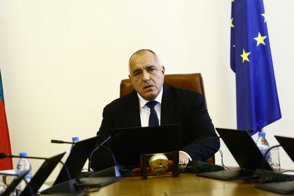 Борисов събира министри и кметове, ще търсят решение за кризата в Перник