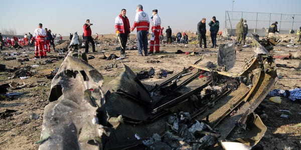 Скандал в Украйна заради трагедията с рухналия Boeing-737 до Техеран