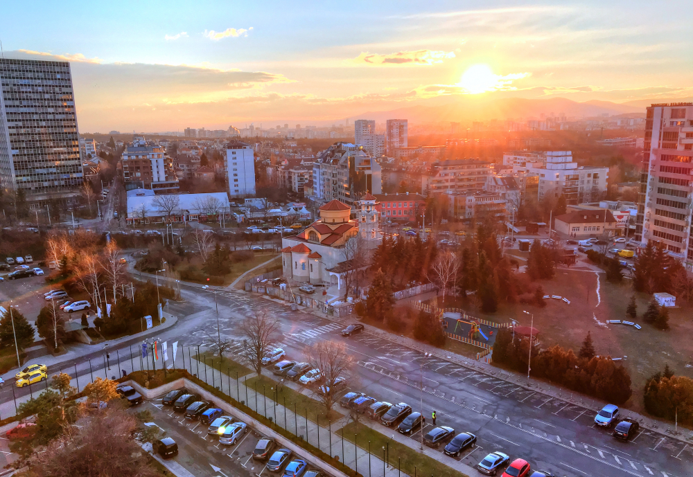 Комплекс за 7700 жители никне до Класическата гимназия в София, ще си има...