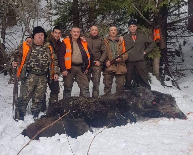 Ловци в Годечко направиха зрелищен удар още на първия излет за годината 