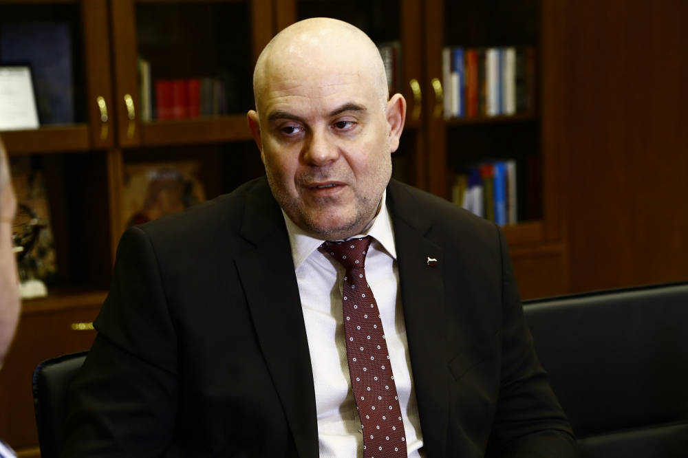 Главният прокурор Иван Гешев: Чистим България СНИМКА