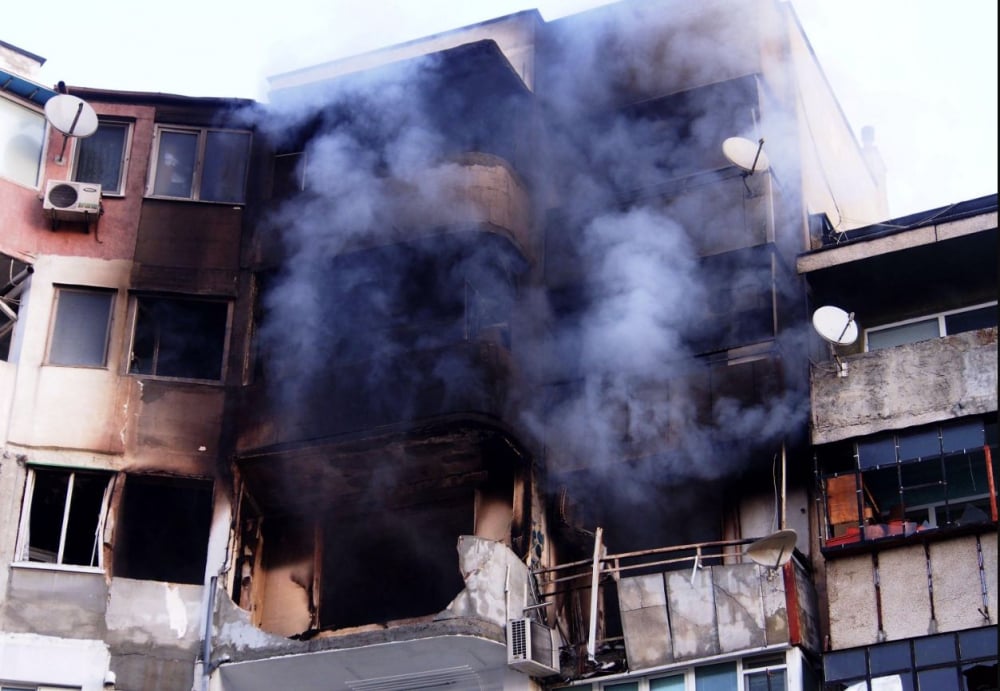 Ексшеф на МВР обясни каква мощна адска смес е взривила блока във Варна  