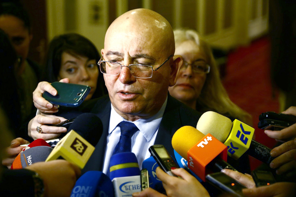 Ревизоро отговори дали кметът на Бургас ще бъде предложен за експертен премиер 