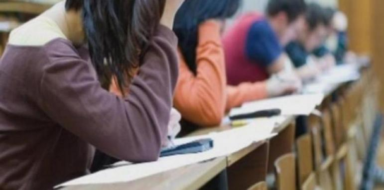 Учители в паника заради изпитите в четвърти клас 