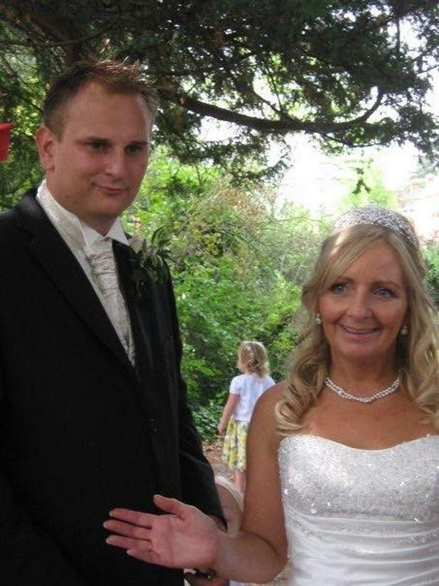 Млада двойка вдигна сватба, но след 2 месеца се случи нещо шокиращо СНИМКИ 