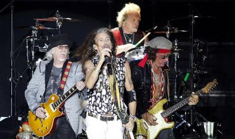 Бесен скандал в Aerosmith, музиканти се хванаха гуша за гуша 