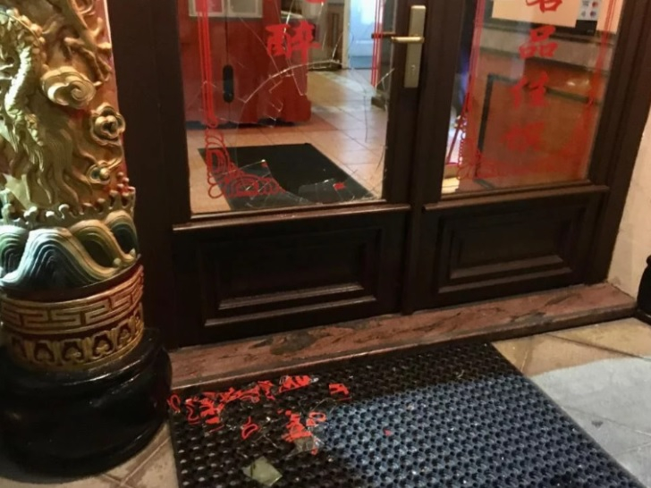Брутални подробности за пияния министър, който унищожи ресторант и наби китаец