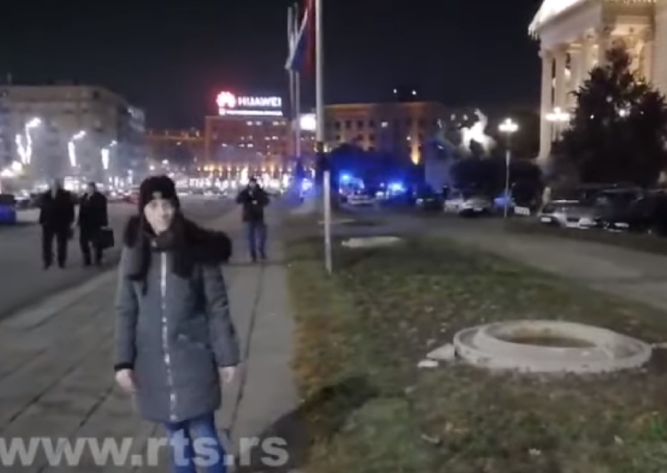 Мъж се застреля в устата пред парламента в Белград тази нощ ВИДЕО	