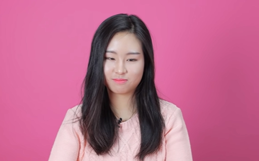 Как изглеждат корейките, когато отворят очите си? (ВИДЕО)