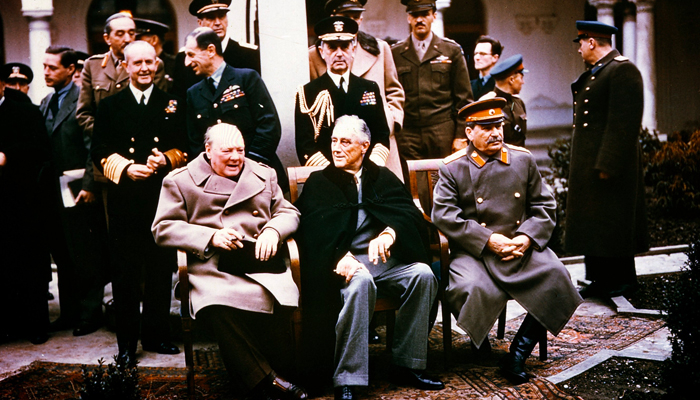 Русия разсекрети неизвестни СНИМКИ от Ялтенската конференция през 1945 г. 