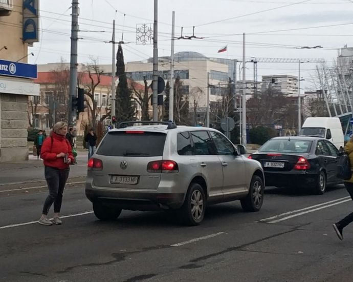 Внимание: Глухонеми изкачат между колите в Бургас и...