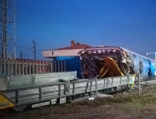 Кошмар край Милано, дерайлира влак "Червена стрела" ВИДЕО