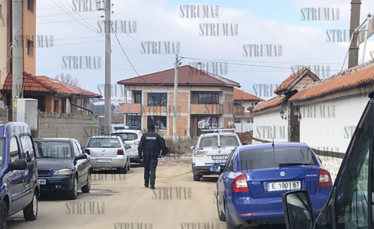 Полиция, данъчни и митничари нахлуха в благоевградски хотел СНИМКИ 