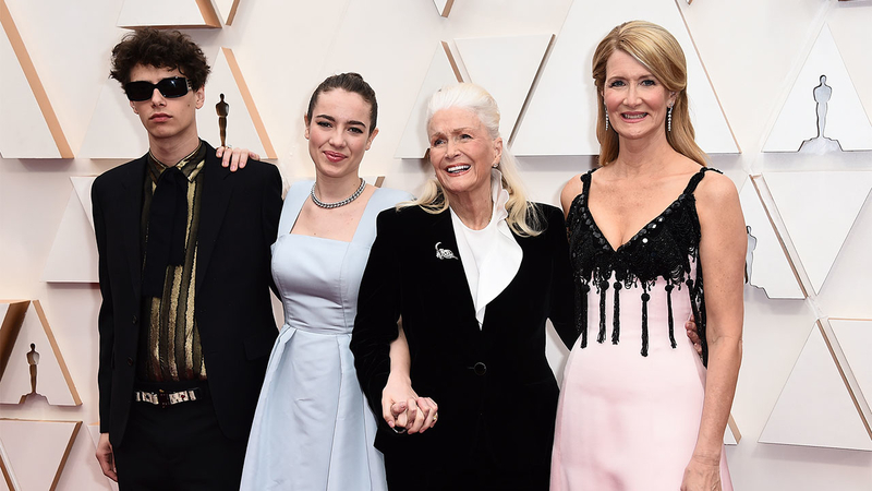 Наградата "Оскар" за поддържаща роля при жените отиде при.... СНИМКИ