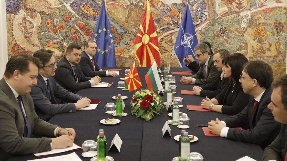 Караянчева: България и Северна Македония са стратегически партньори в НАТО СНИМКИ