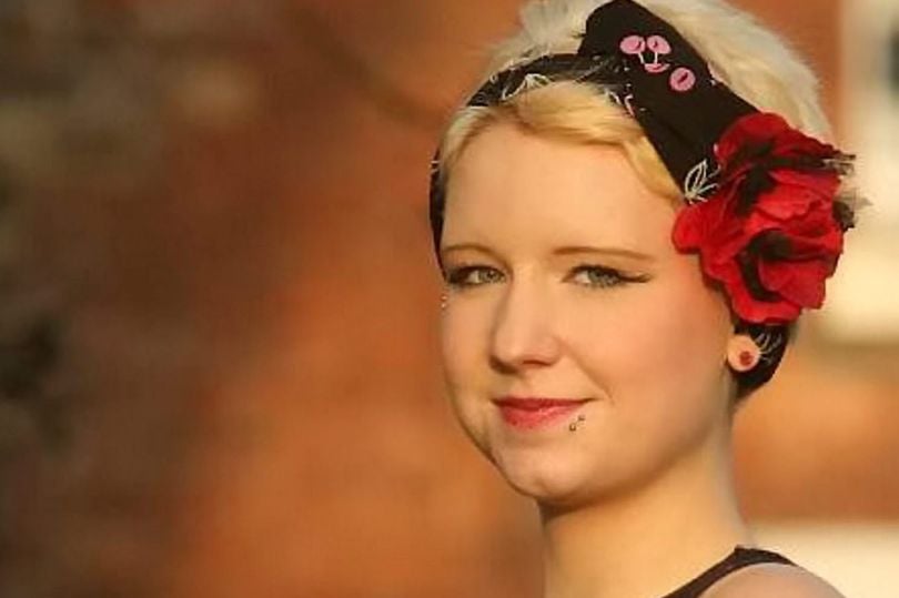 Студентка умря след прием на токсично хапче за отслабване „Руска рулетка" СНИМКИ