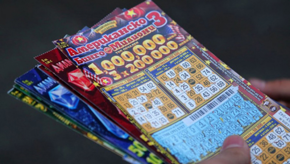 Хиляди горят с печалби и малък бизнес заради "Национална лотария" 