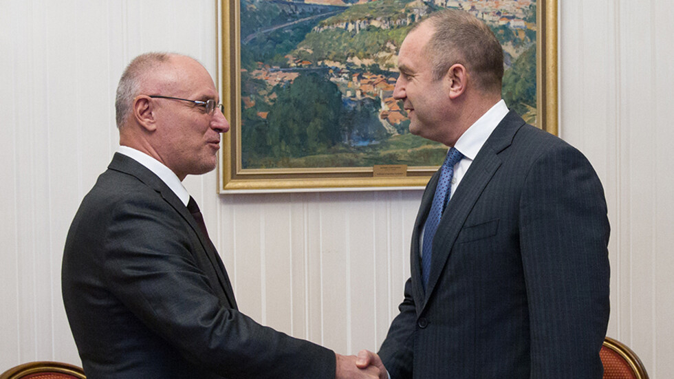 Румен Радев и управителят на БНБ с важна среща за еврозоната