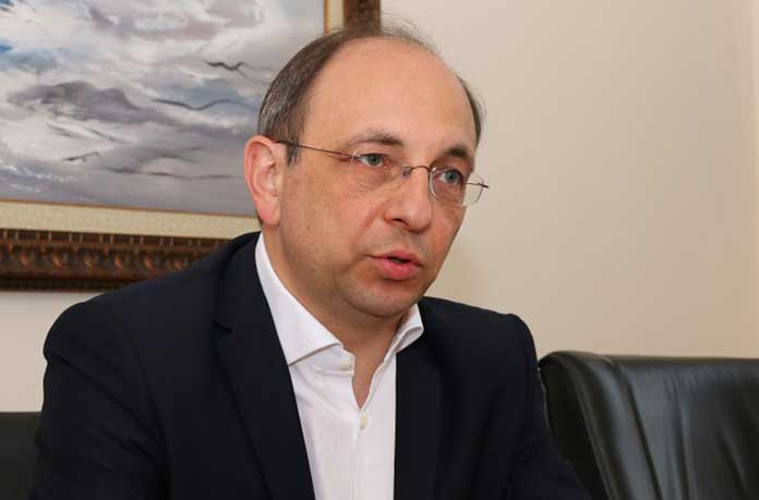 Николай Василев настоява за ръст на цените, защото заплатите рязко скочили, преди да приемем еврото 
