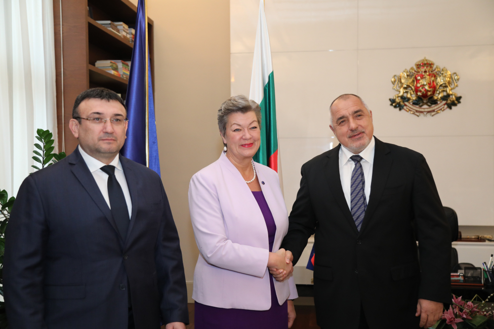 Борисов и Маринов с важен гост в Министерския съвет СНИМКИ
