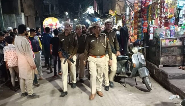 Страшен екшън със стрелба и гонка с полицията в Делхи заради българин 
