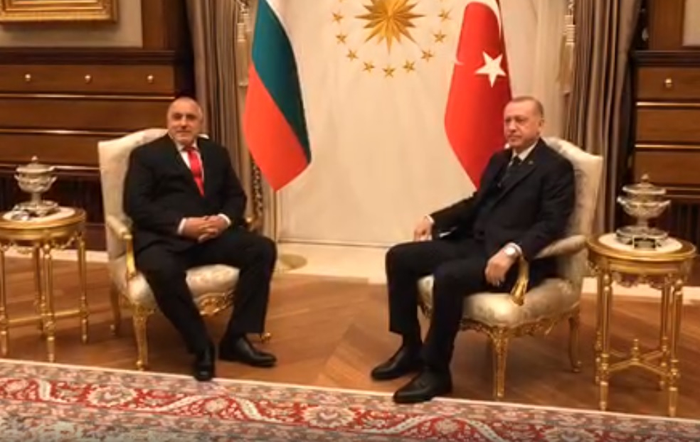 Срещата Борисов-Ердоган започна в двореца „Бештепе“ ВИДЕО