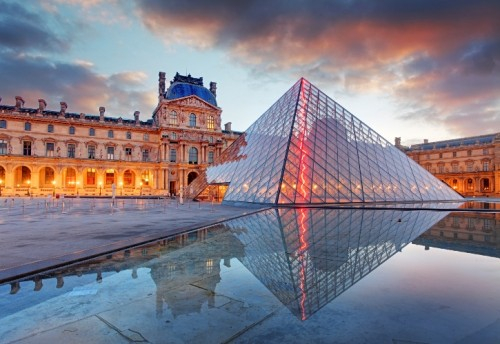 Лувърът в Париж отново отвори врати за посетители
