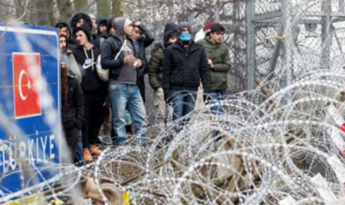 Турски министър: Още 100 хиляди мигранти се стичат към Одрин!