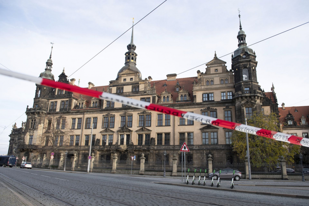 Горещи новини за обира на века в Дрезден и задигнатите съкровища СНИМКИ