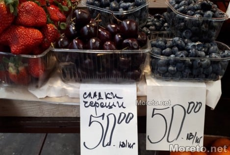 Черешите на пазара във Варна удариха рекордна цена