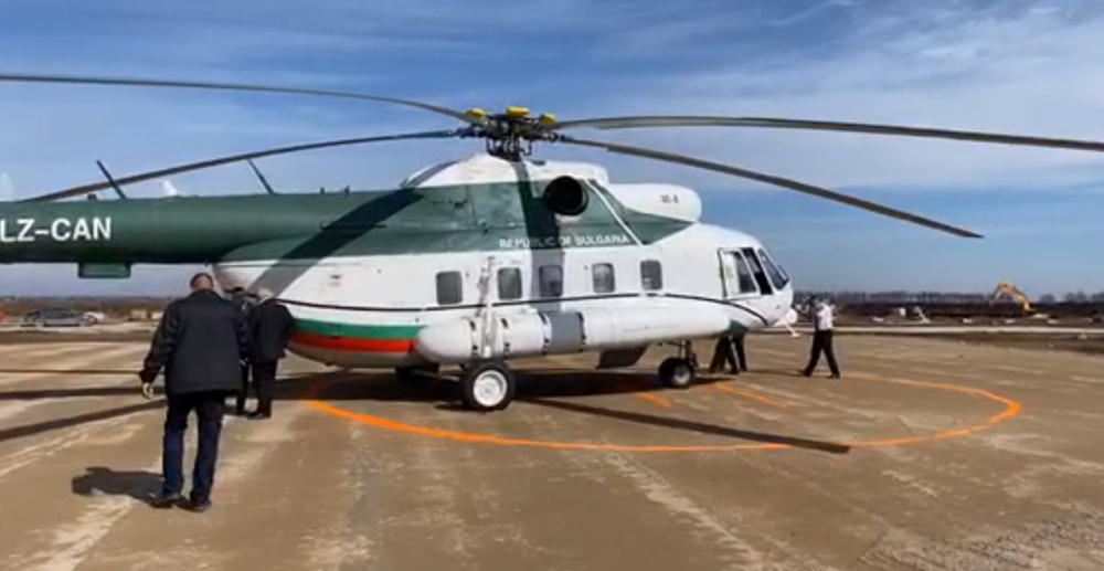 Борисов пак отлетя с хеликоптер на спешна проверка ВИДЕО