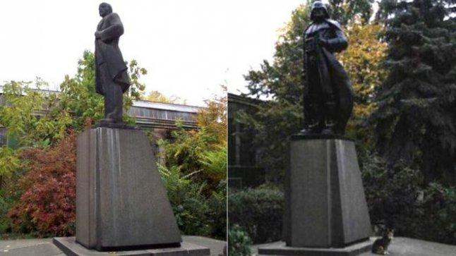 Шок! Вдигат статуя на Ленин в Западна Германия