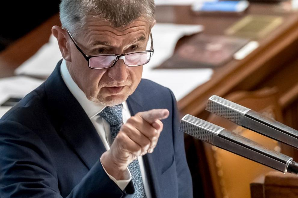Чешкият премиер призова да забранят на италианците да пътуват в Европа