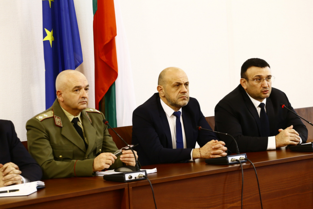 Още важни подробности за извънредното положение в България до 13 април ВИДЕО