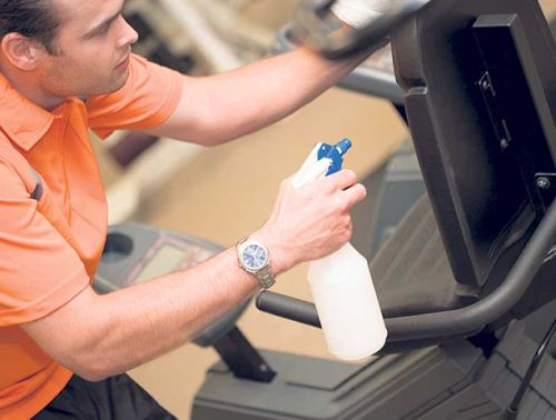 Строги мерки в Pulse Fitness & Spa за подобряването на хигиената в клубовете и засилването на контрола на посетители и служители